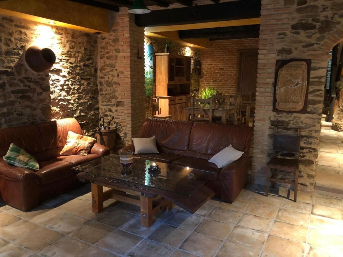 Casa Rural La Moraquintana Villa Santibanez el Bajo Exterior photo
